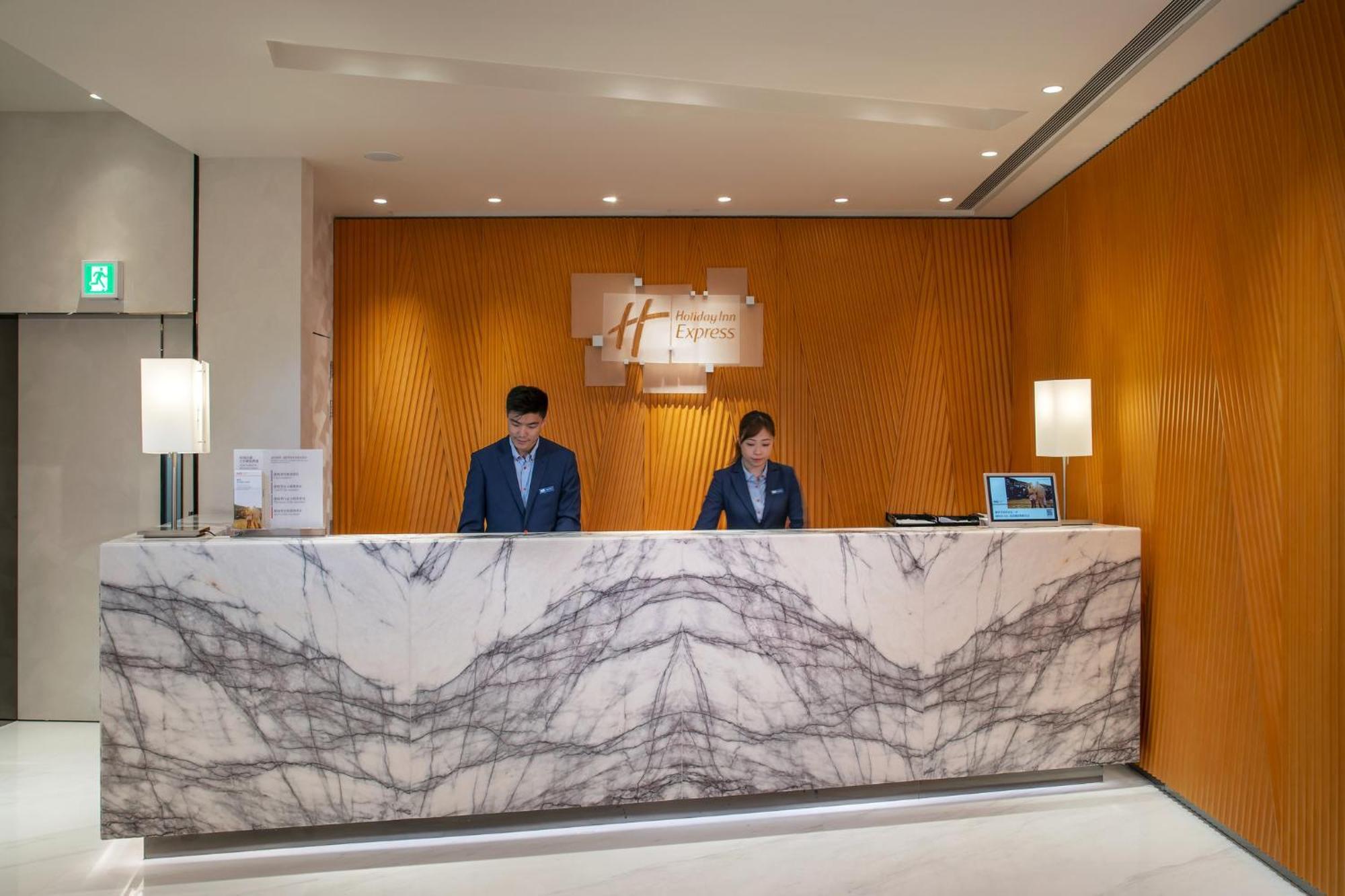 Holiday Inn Express Hong Kong Kowloon Cbd2 By Ihg Экстерьер фото